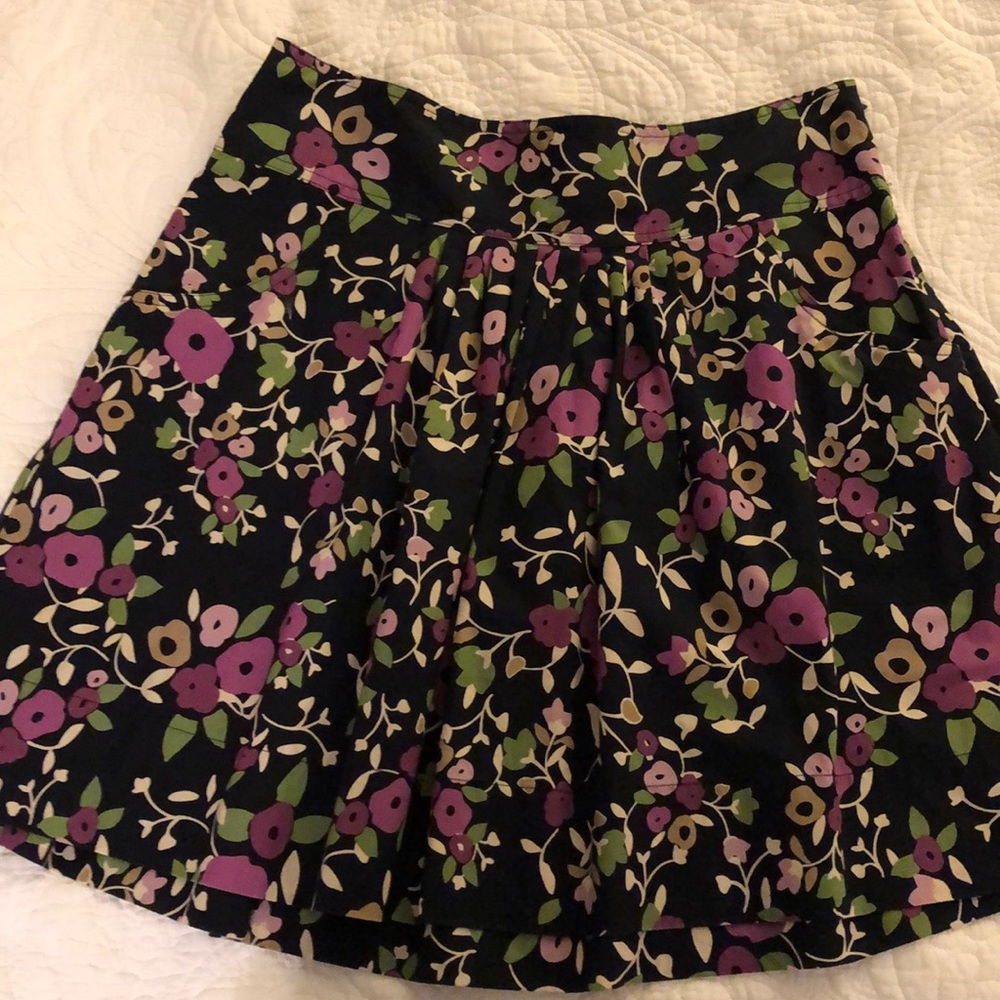 Loft spring/ summer skirt with pockets